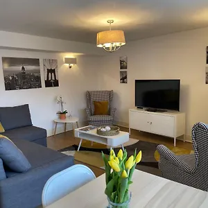 Fresh Close To Quays/docks Apartment Gloucester